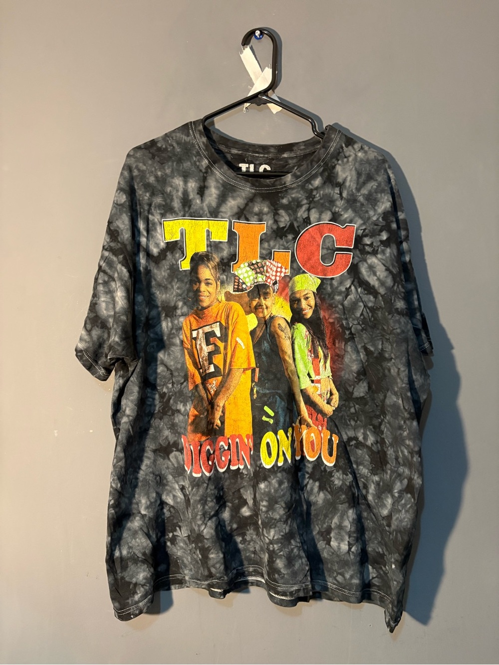 🔥 💵 3 for 20! 😮 TLC Tie-Dye T-Shirt DIGGIN ON YOU!